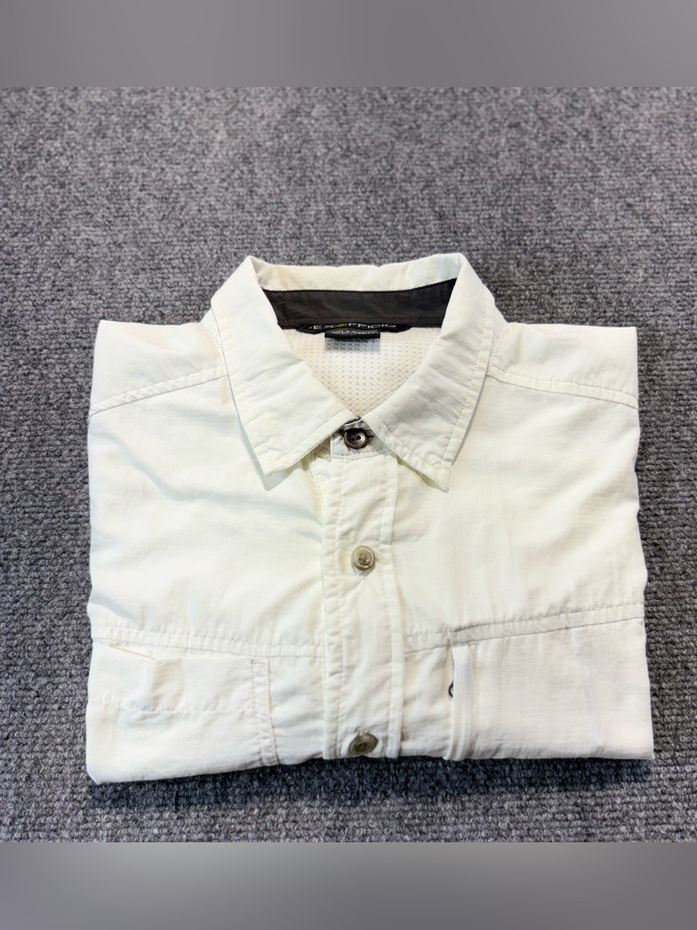 Exofficio Mens Size L 100% Nylon Dual Chest Pockets Long Sleves Cream
Shirt
